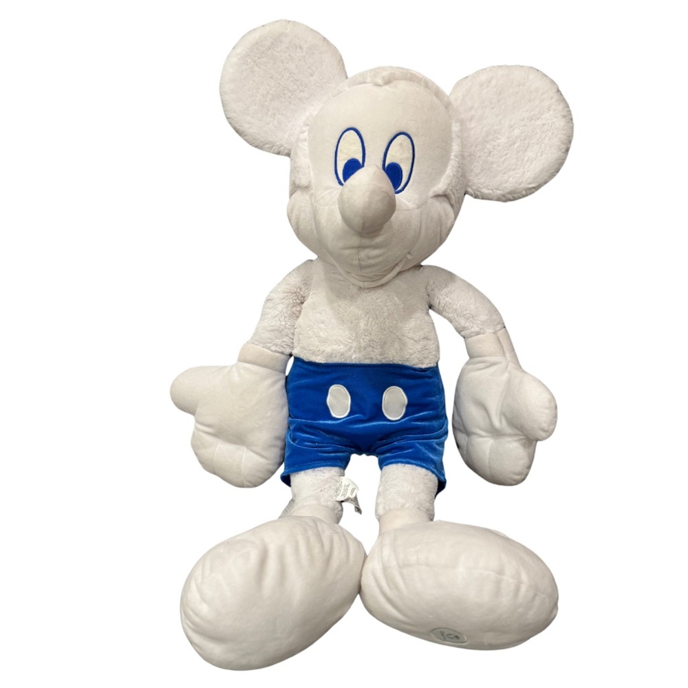 Mickey Mouse DisneyStore Winter Exclusive Plush 💜 BOGO